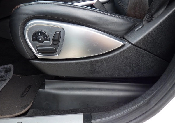 Mercedes-Benz GL cena 129900 przebieg: 66900, rok produkcji 2012 z Piaseczno małe 742